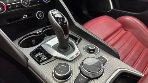 2022 Alfa Romeo Giulia Veloce