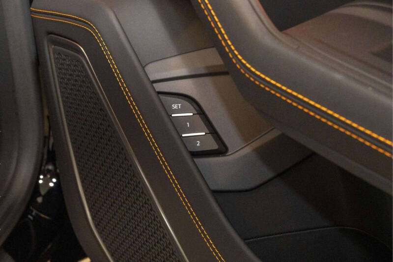 2024 Lamborghini Urus S