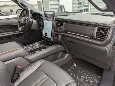 2024 Ford Expedition MAX Platinum