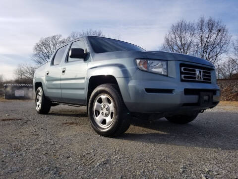2006 Honda Ridgeline for sale at Sinclair Auto Inc. in Pendleton IN