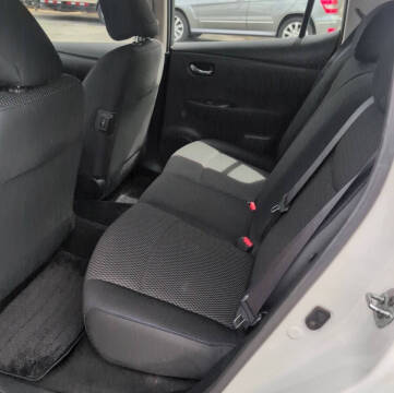 2013 Nissan LEAF S