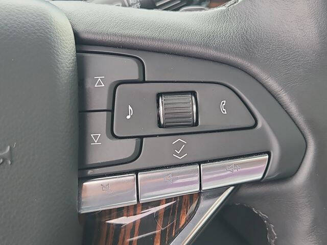 2024 Cadillac Escalade ESV Premium Luxury