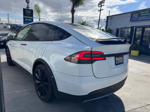 2016 Tesla Model X P90D