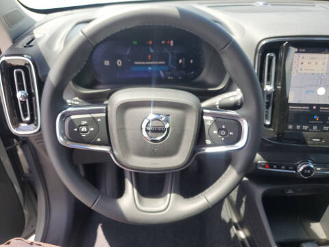 2026 Volvo XC40 B4 Core