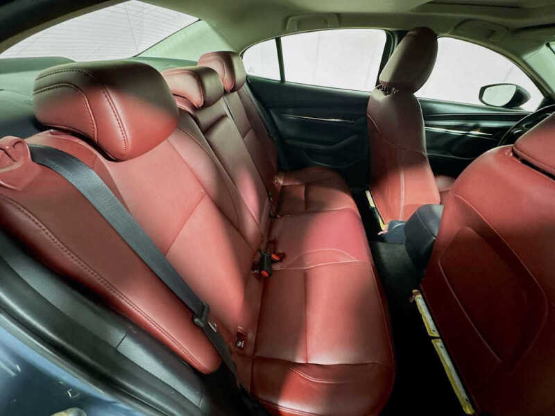 2024 Mazda Mazda3 Sedan 2.5 S Carbon Edition