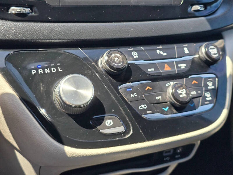 2018 Chrysler Pacifica Touring L