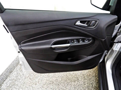 2017 Ford C-MAX Hybrid SE