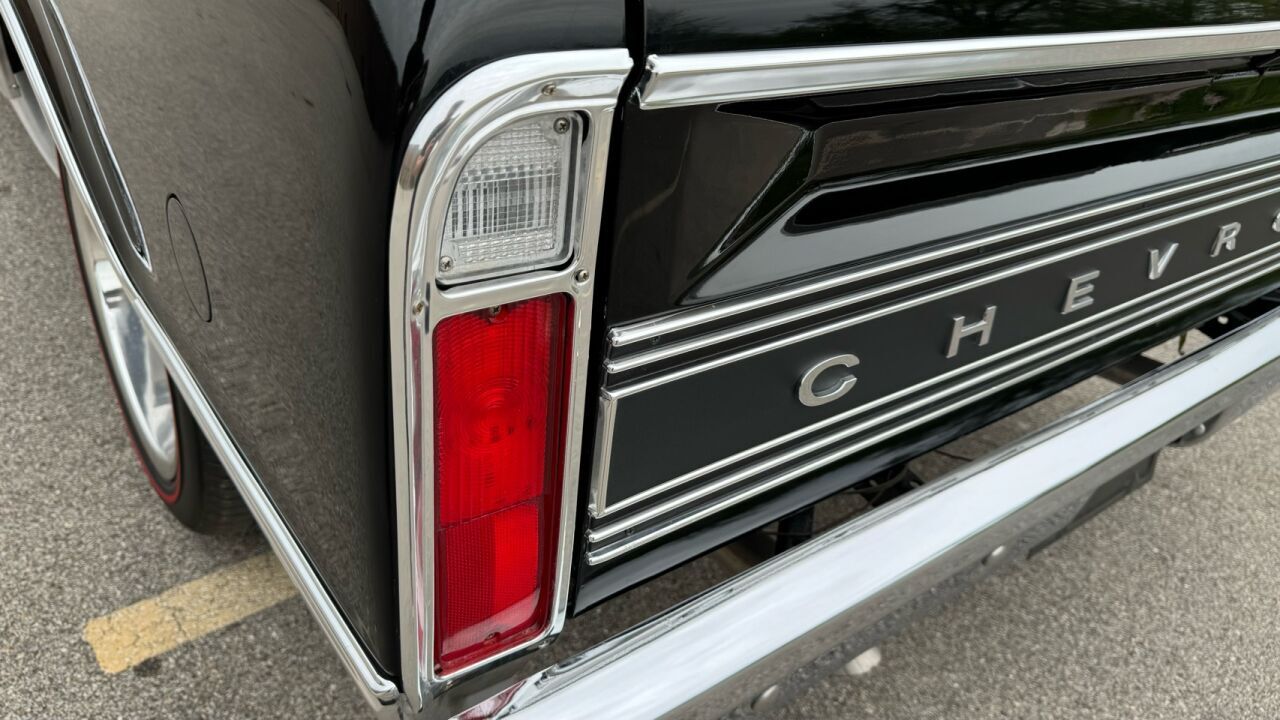 1968 Chevrolet C/K 10 Series 26