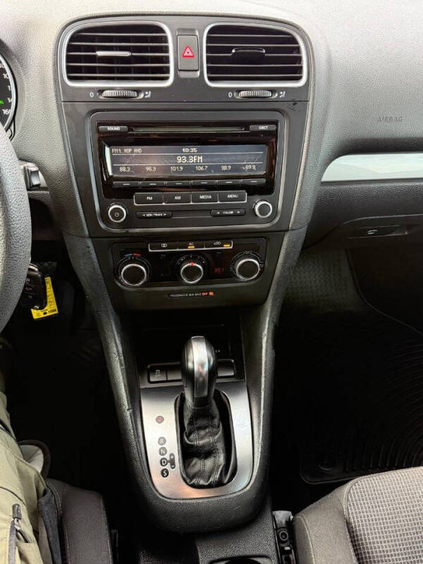 2012 Volkswagen Golf 2.5L PZEV