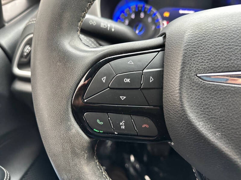 2022 Chrysler Pacifica Touring