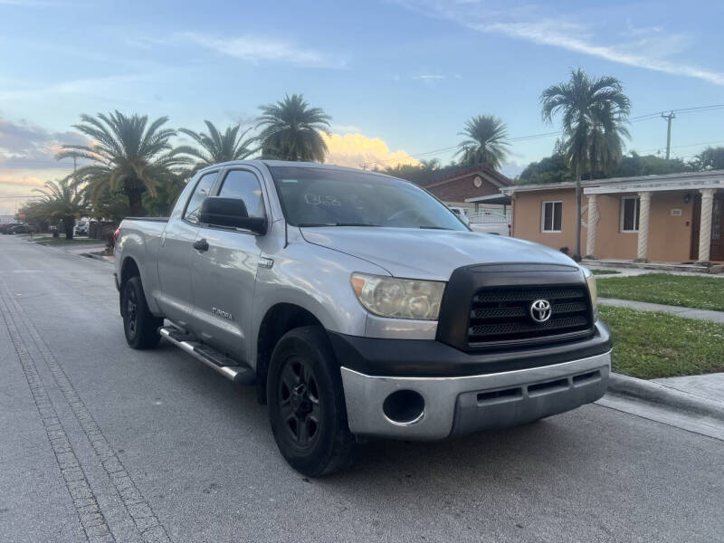 2008 Toyota Tundra SR5's photo