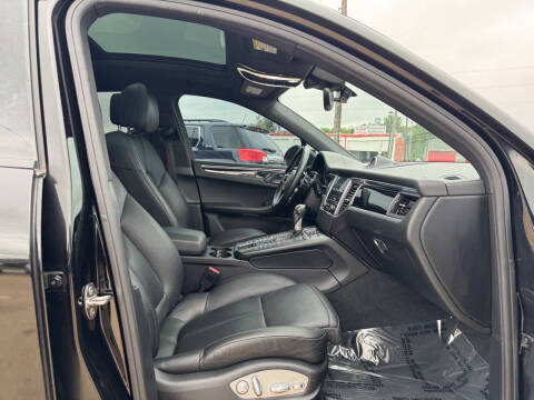 2018 Porsche Macan