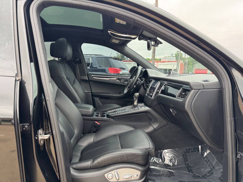2018 Porsche Macan