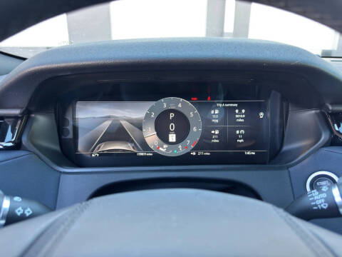 2024 Land Rover Range Rover Velar P250 Dynamic SE