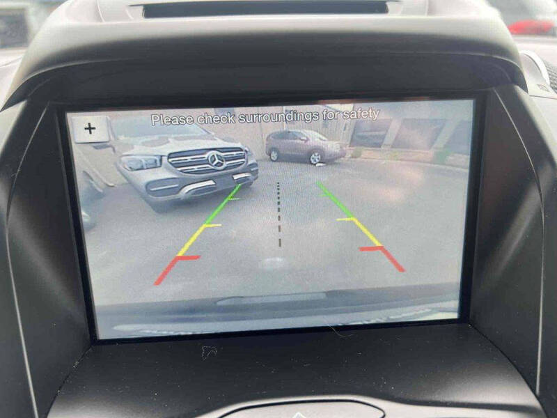 2016 Ford Escape SE