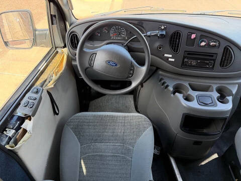 2003 Ford E-Series