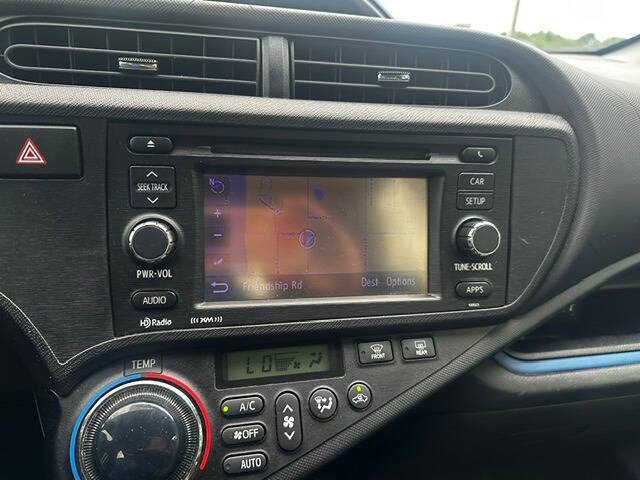 2013 Toyota Prius c Two