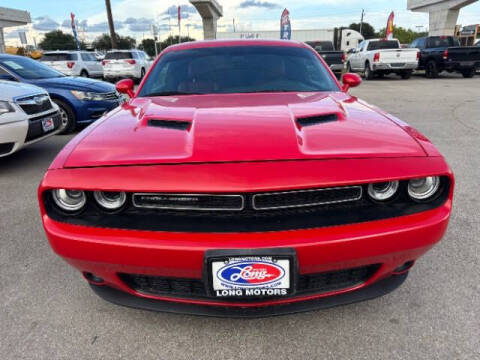 2016 Dodge Challenger SXT Plus