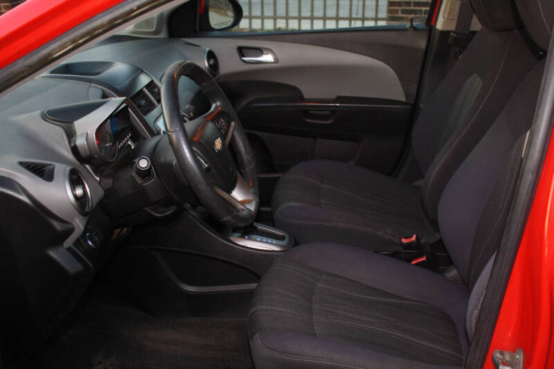 2013 Chevrolet Sonic LT Auto