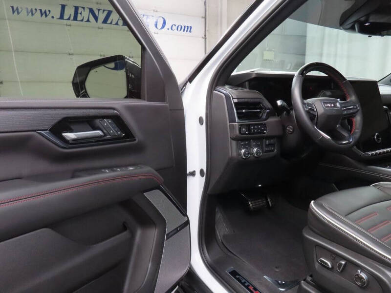 2025 GMC Yukon AT4 Ultimate