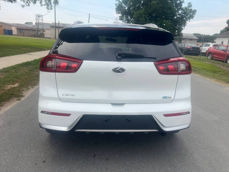 2017 Kia Niro EX
