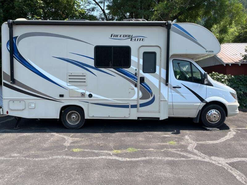 2018 Thor Motor Coach Freedom Elite