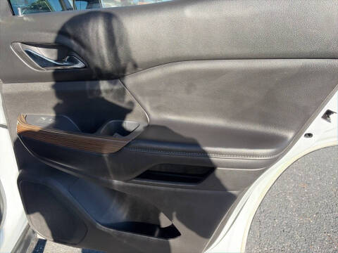 2018 GMC Acadia SLE-2