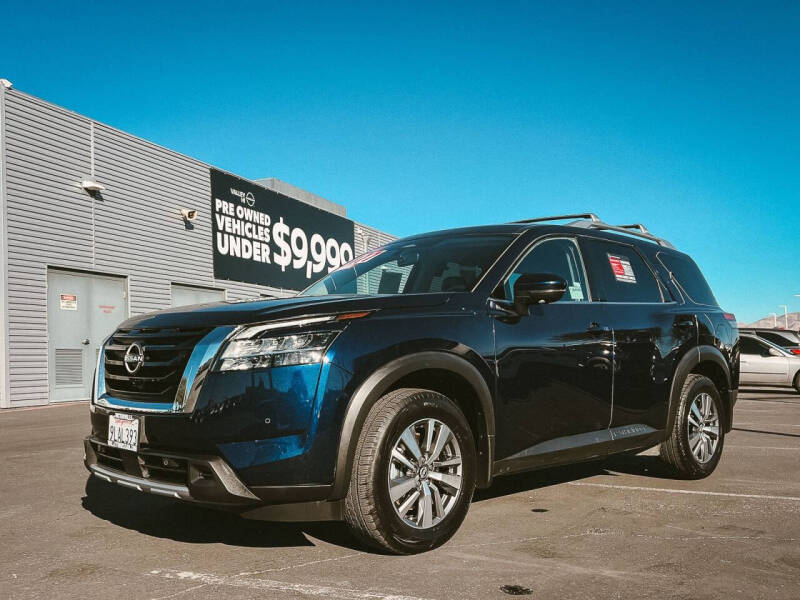 2024 Nissan Pathfinder SL