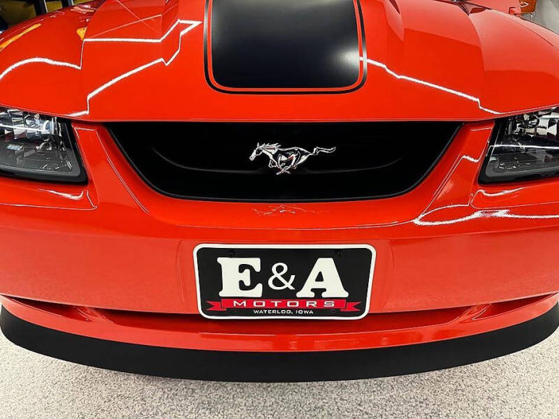 2004 Ford Mustang Mach 1 Premium