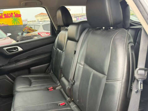 2014 Nissan Pathfinder SL