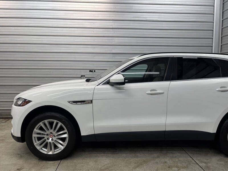 2019 Jaguar F-PACE 25t Prestige