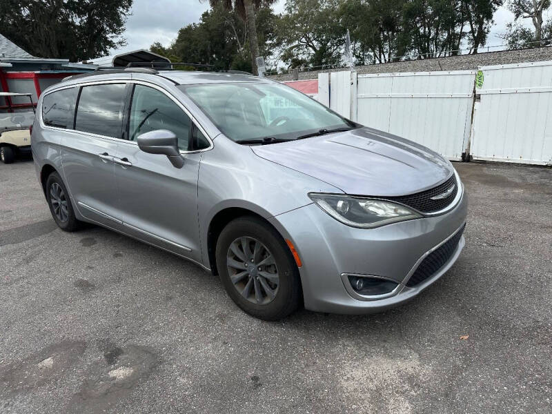 2017 Chrysler Pacifica Touring Plus