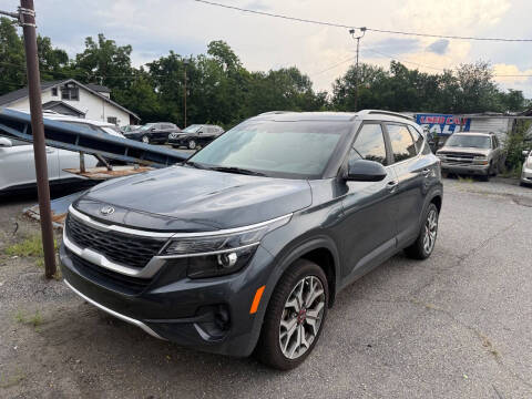 2021 Kia Seltos for sale at Dino's Used Car Lot in Riverdale Park MD
