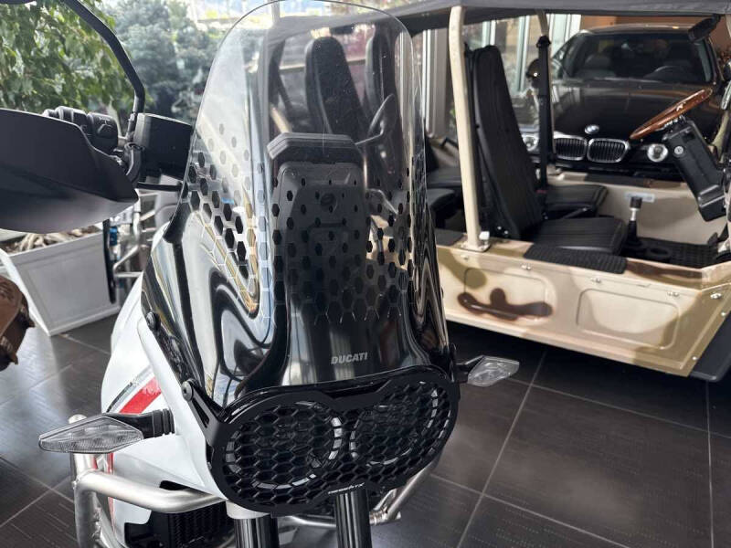 2023 Ducati DesertX