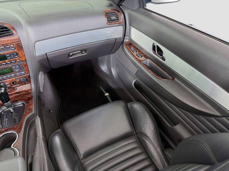 2002 Ford Thunderbird Deluxe