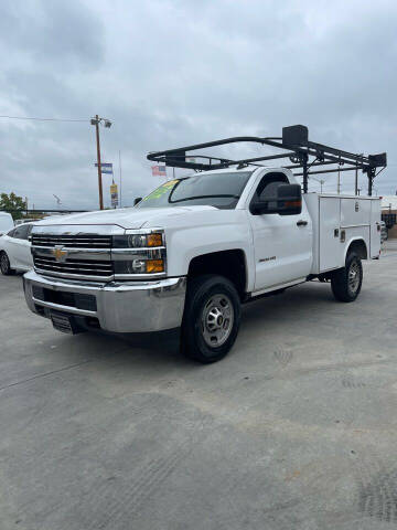 2016 Chevrolet Silverado 2500HD for sale at Williams Auto Mart Inc in Pacoima CA