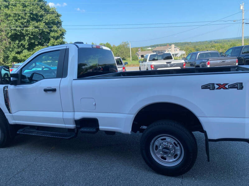 2023 Ford F-250 Super Duty XL photo 9