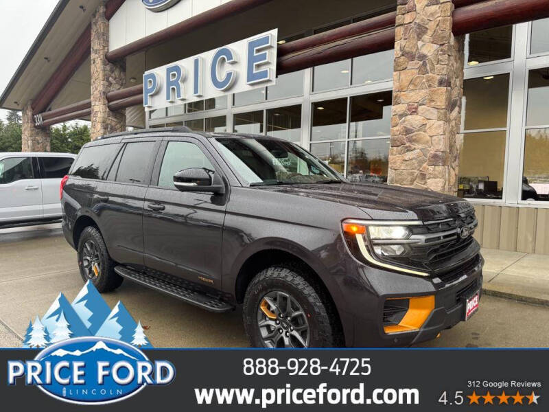 2025 Ford Expedition Tremor's photo