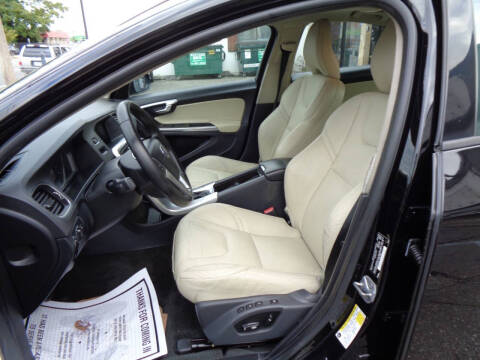 2017 Volvo S60 T5 Dynamic