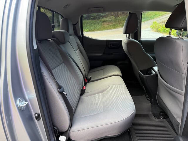 2022 Toyota Tacoma SR5 V6