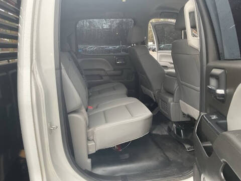 2022 Chevrolet Silverado 5500HD