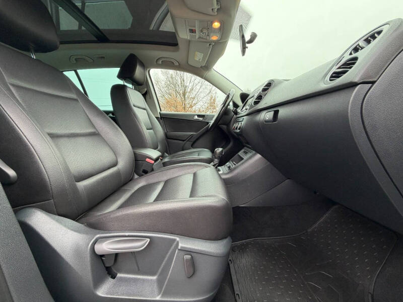 2015 Volkswagen Tiguan S 4Motion