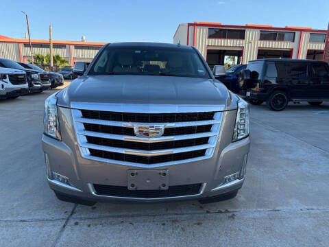 2017 Cadillac Escalade Luxury