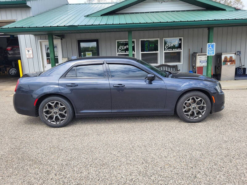 2016 Chrysler 300 S