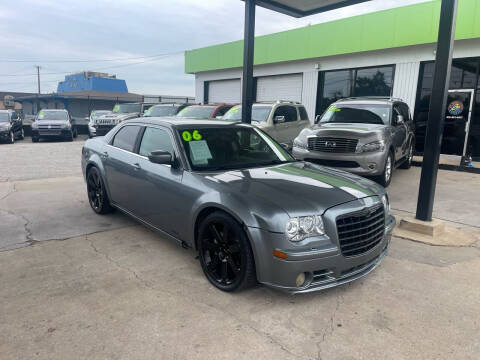 2006 Chrysler 300 for sale at 2nd Generation Motor Company in Tulsa OK