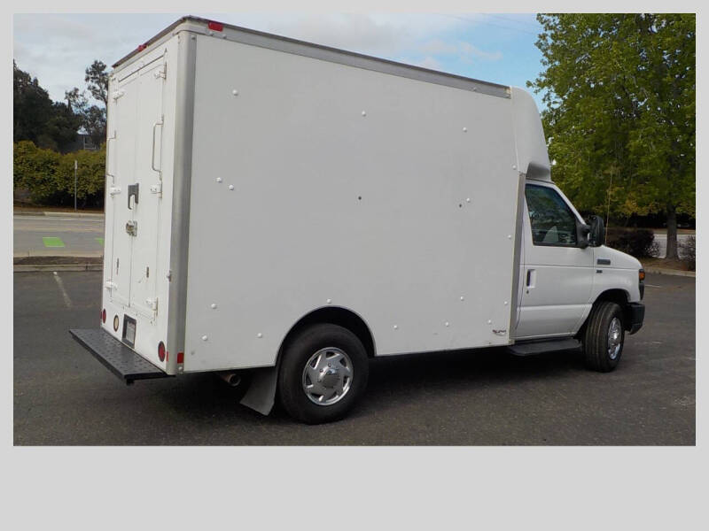 2009 Ford E-Series E-350 SD