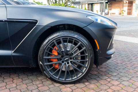 2022 Aston Martin DBX