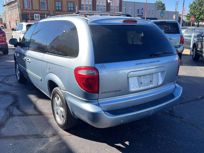 2006 Dodge Grand Caravan SXT