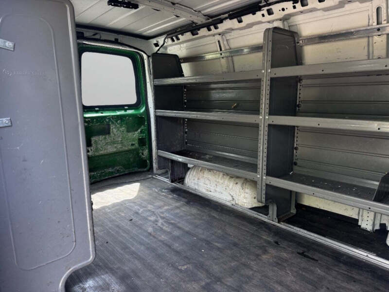 2016 Chevrolet Express 2500