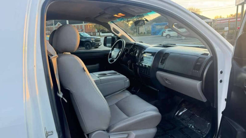 2012 Toyota Tundra Grade